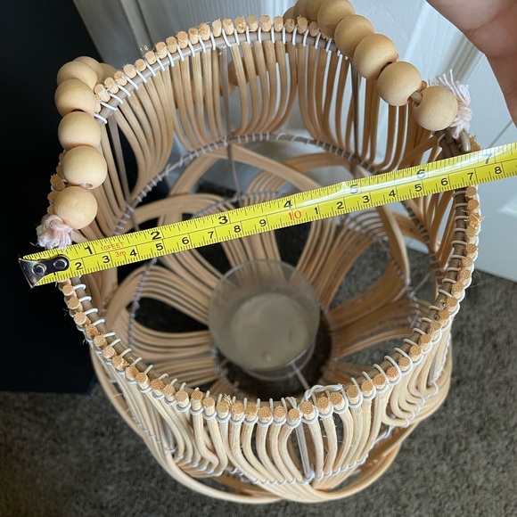 Woven Ratan Lantern with Intricate Diamond Pattern - Picture 7 of 9